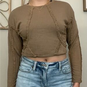 Amaryllis Brown Ribbed Crop Sweatshirt Fitted